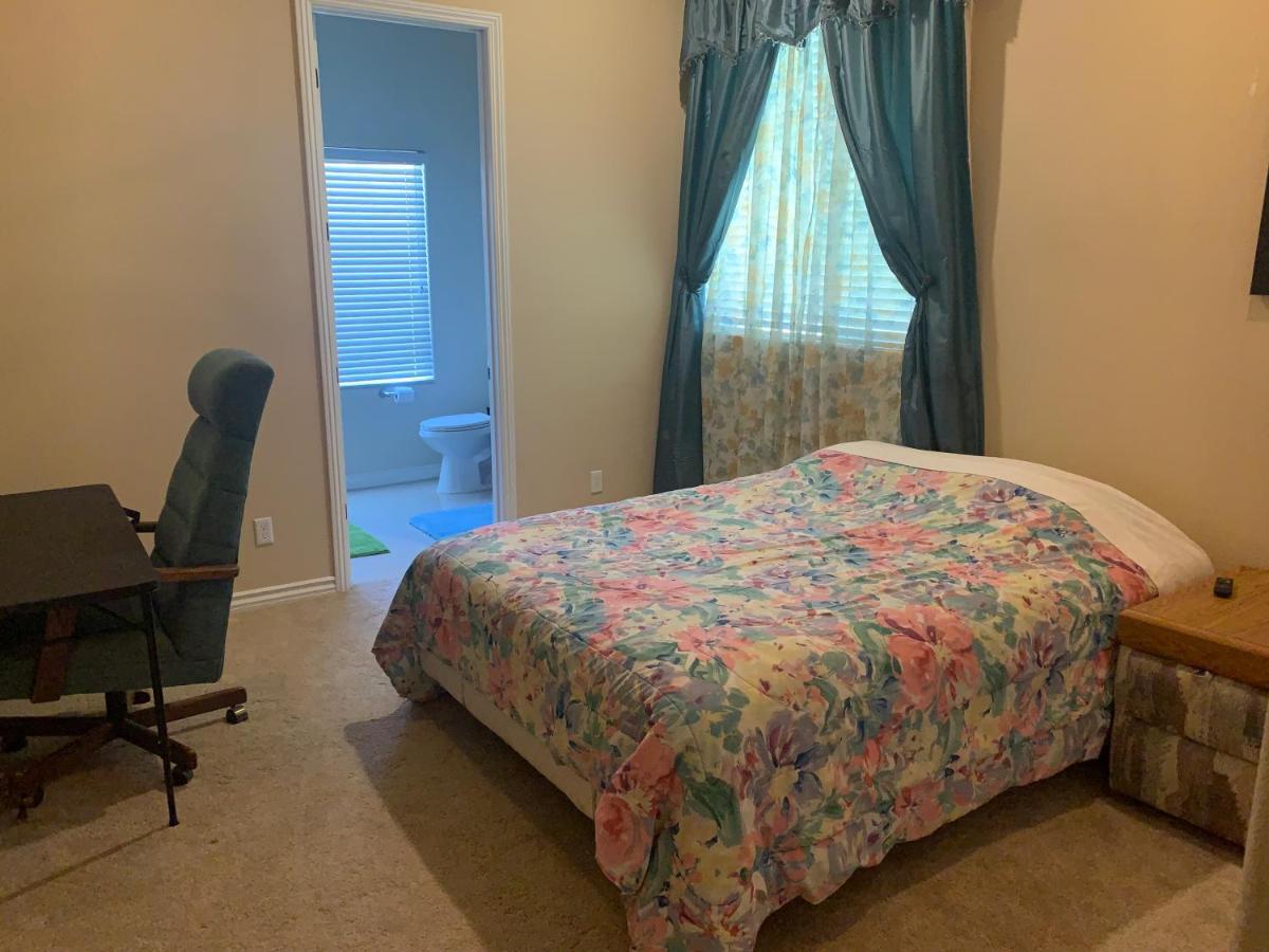 Luxhome Suites N Villa 리버사이드 외부 사진