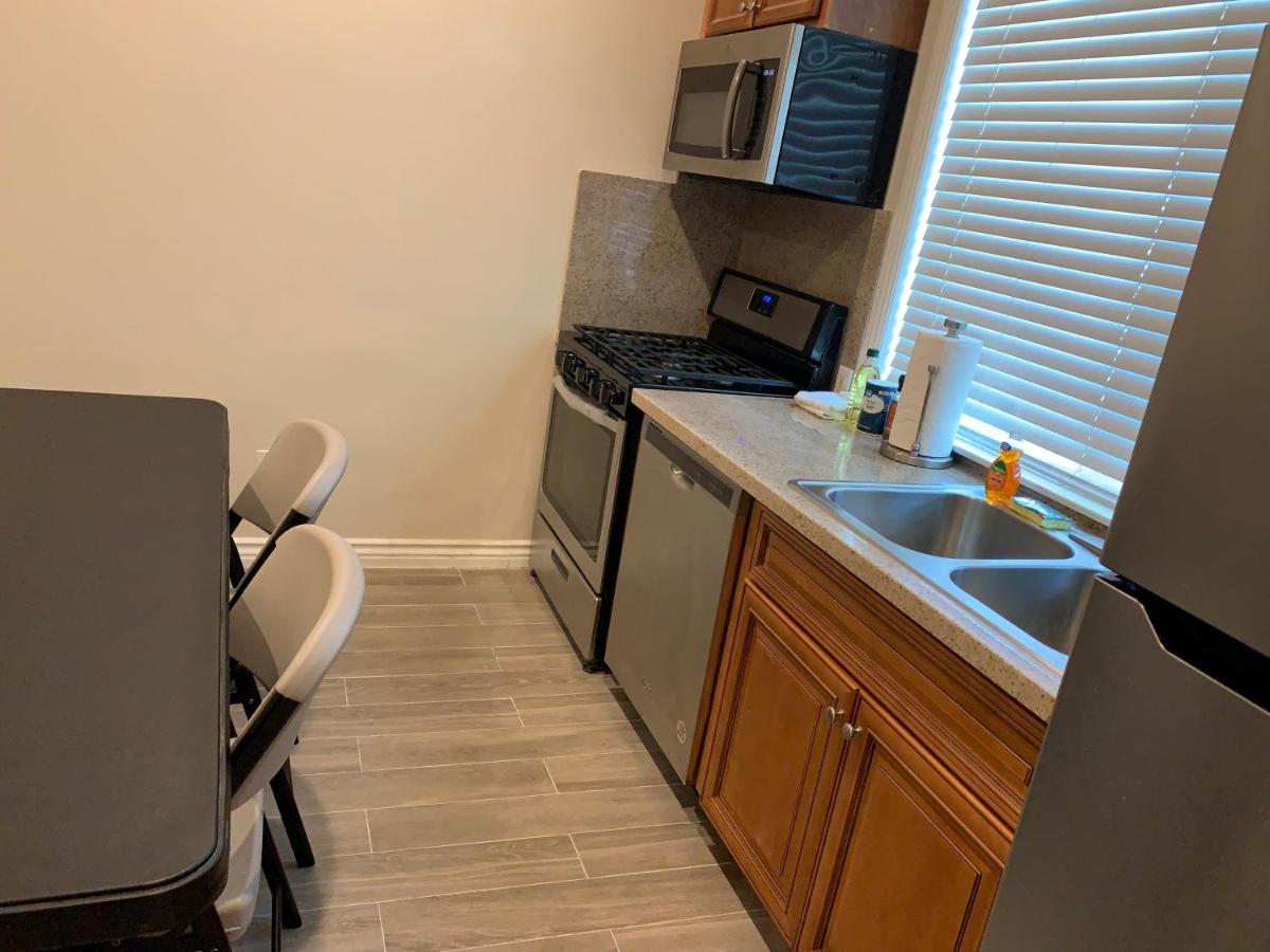 Luxhome Suites N Villa 리버사이드 외부 사진